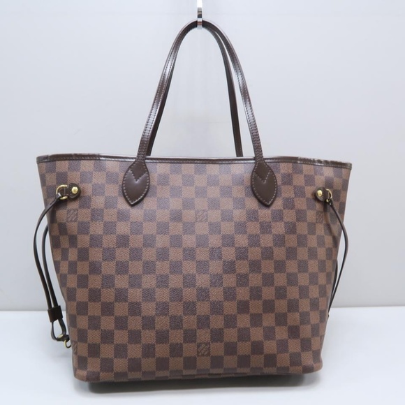 Louis Vuitton Handbags - Louis Vuitton Neverfull MM Shoulder Bag
